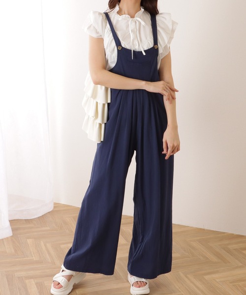 Lace Ladies(レースレディース)の「フロント タック ワイド パンツ オールインワン(サロペット/オーバーオール・レディース・ブラック/ネイビー/ベージュ・S/M/XL)」の3枚目の写真