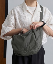 バナナラウンドショルダーバッグ