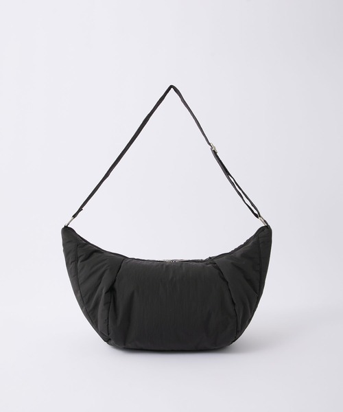 MONO-MART（モノマート）の「バナナラウンドショルダーバッグ（ショルダーバッグ・レディース・オフホワイト/ナチュラル/グレイッシュブルー/グレー/ブラック/オリーブ/アイボリー/チャコール/ブラック系・FREE）」の10枚目の写真