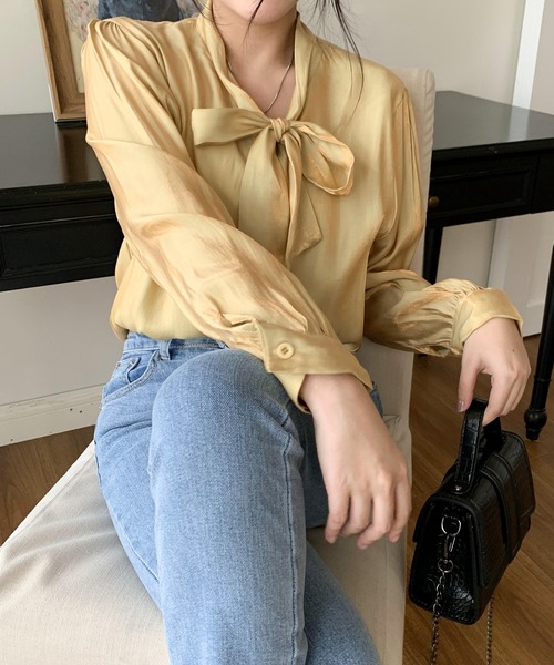 SHEPP(シープ)の「リボンタイ付き とろみブラウス(シャツ/ブラウス・レディース・イエロー/ベージュ/グリーン/ホワイト・L/M)」の9枚目の写真