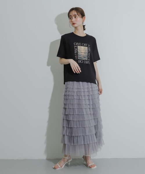 SENSE OF PLACE by URBAN RESEARCH(センスオブプレイスバイアーバンリサーチ)の「ティアードフリルチュールスカート(スカート・レディース・アイボリー/ブラック/グレー・ONE)」の4枚目の写真