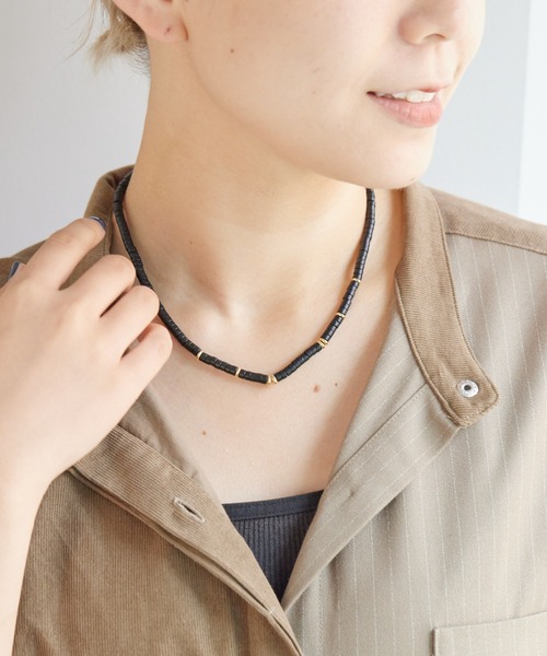 ear PAPILLONNER（イアパピヨネ）の「《ハウライト》ポイントヒシビーズネックレス（ネックレス・レディース・スカイブルー/ホワイト/ブラック/ダークグリーン・FREE）」の10枚目の写真