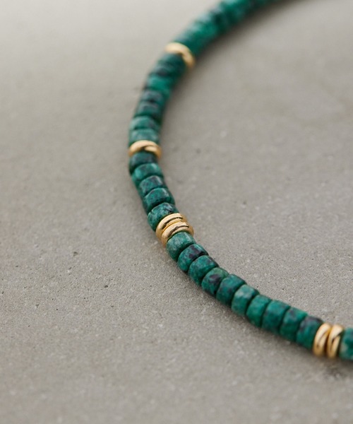 ear PAPILLONNER（イアパピヨネ）の「《ハウライト》ポイントヒシビーズネックレス（ネックレス・レディース・スカイブルー/ホワイト/ブラック/ダークグリーン・FREE）」の15枚目の写真