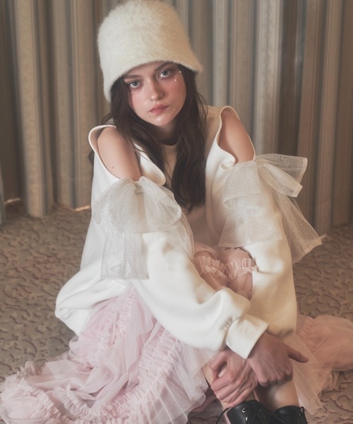 Lovilyn（ラヴィリン）の「ラメリボンオープンショルダー裏起毛スウェット（スウェット・レディース・ホワイト/ピンク・FREE）」の2枚目の写真