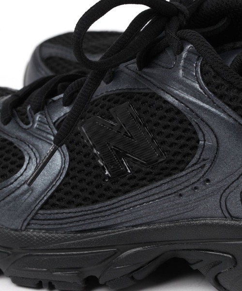 EU,US NEW BALANCE（イーユーユーエスニューバランス）の「【セレクト・一部店舗限定】New Balance_MR530PB（スニーカー・レディース・ブラック・MEDIUM/LARGE）」の14枚目の写真