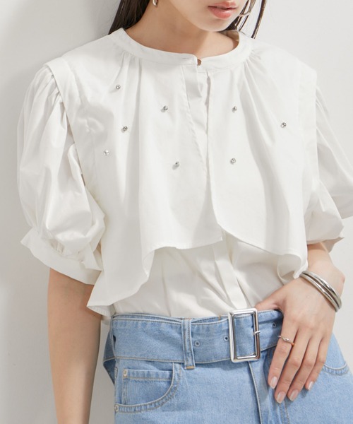 VIS(ビス)の「【洗える】ラインストーンシャツチュニックブラウス(シャツ/ブラウス・レディース・ホワイト/ダークブラウン/サックスブルー・FREE)」の1枚目の写真