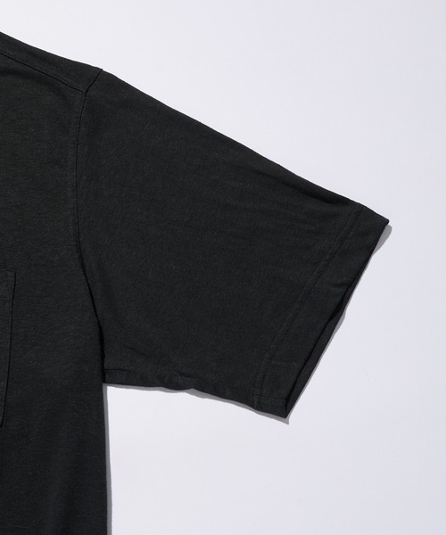 ADAM ET ROPE'(アダムエロペ)の「ミックスリネン スラブ 天竺 レギュラーカラー ショートスリーブシャツ / ロングシーズン着用可能(シャツ/ブラウス・メンズ・ブラック/グレー・L/M)」の7枚目の写真