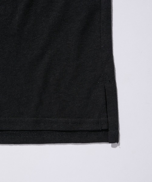 ADAM ET ROPE'(アダムエロペ)の「ミックスリネン スラブ 天竺 レギュラーカラー ショートスリーブシャツ / ロングシーズン着用可能(シャツ/ブラウス・メンズ・ブラック/グレー・L/M)」の6枚目の写真