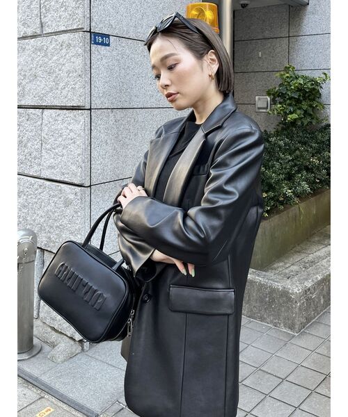 MURUA（ムルーア）の「フェイクレザーボストンバッグ（ボストンバッグ・レディース・キャメル/ブラック・FREE）」の9枚目の写真