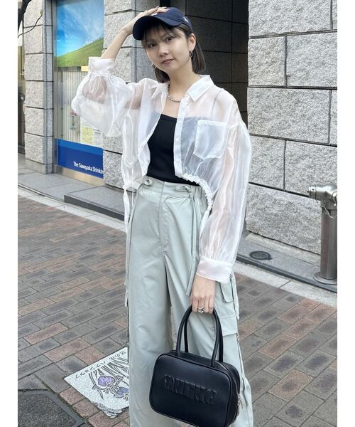 MURUA（ムルーア）の「フェイクレザーボストンバッグ（ボストンバッグ・レディース・キャメル/ブラック・FREE）」の14枚目の写真