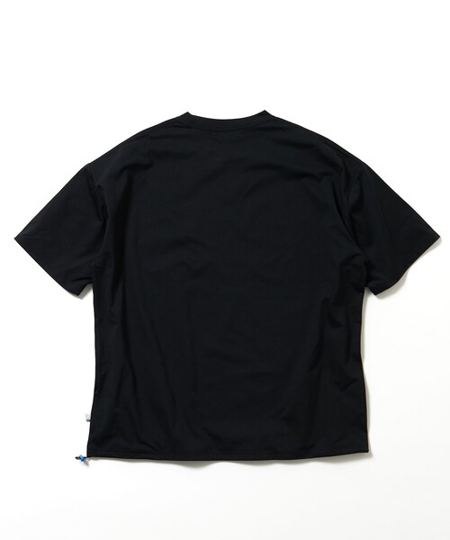 FREAK'S STORE(フリークスストア)の「ローソン×FREAK'S STORE リラックスフィット ラッシュガード クルーネックTシャツ(Tシャツ/カットソー・メンズ・ネイビー/ホワイト/ブラック/ベージュ・SMALL/LARGE/MEDIUM)」の20枚目の写真