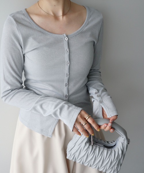 earth music&ecology(アースミュージックアンドエコロジー)の「ラメリブカーディガン(カーディガン/ボレロ・レディース・アイボリー/サックスブルー/ブラウン/ライトグレー・FREE)」の21枚目の写真