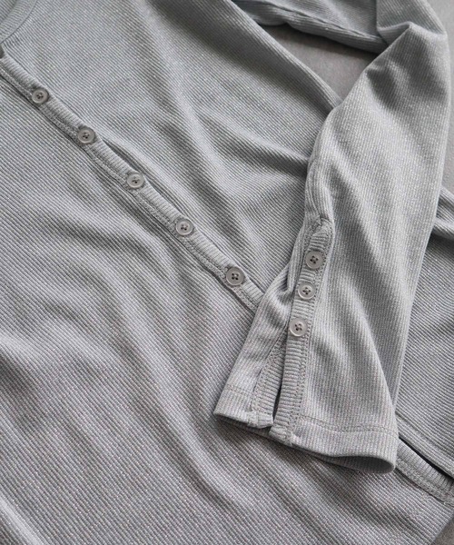 earth music&ecology(アースミュージックアンドエコロジー)の「ラメリブカーディガン(カーディガン/ボレロ・レディース・アイボリー/サックスブルー/ブラウン/ライトグレー・FREE)」の5枚目の写真