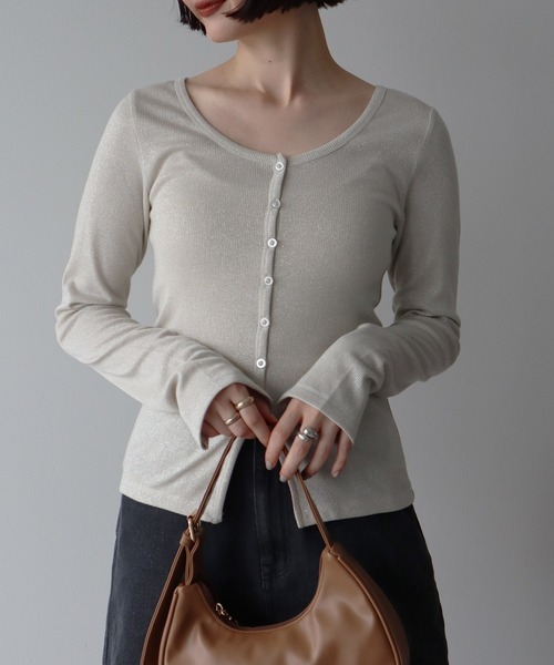 earth music&ecology(アースミュージックアンドエコロジー)の「ラメリブカーディガン(カーディガン/ボレロ・レディース・アイボリー/サックスブルー/ブラウン/ライトグレー・FREE)」の13枚目の写真