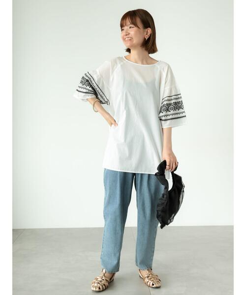 Lugnoncure（ルノンキュール）の「袖刺繍ブラウス（シャツ/ブラウス・レディース・ベージュ/ブラック/オフホワイト・F）」の5枚目の写真