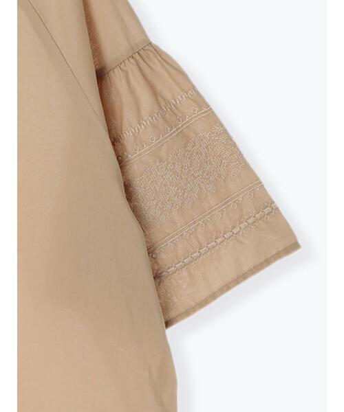 Lugnoncure（ルノンキュール）の「袖刺繍ブラウス（シャツ/ブラウス・レディース・ベージュ/ブラック/オフホワイト・F）」の12枚目の写真