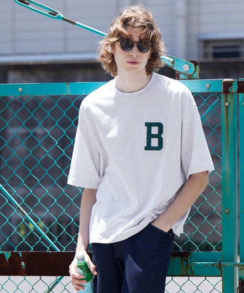 coca(coca)(コカ)の「メンズ サガラ刺繍ワッペンTシャツ(Tシャツ/カットソー・メンズ・ネイビー/ブラック/ホワイト/ライトグレー・M/L/XL)」の4枚目の写真