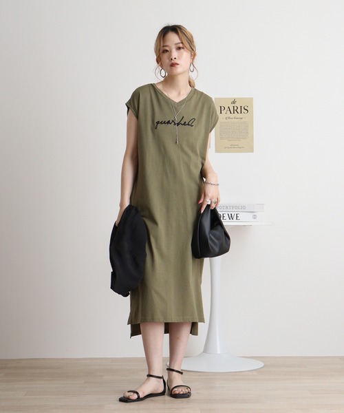 atONE（アットワン）の「フロント刺繍Vネックカットワンピース（ワンピース・レディース・ブラック/カーキ/モカ・M）」の14枚目の写真