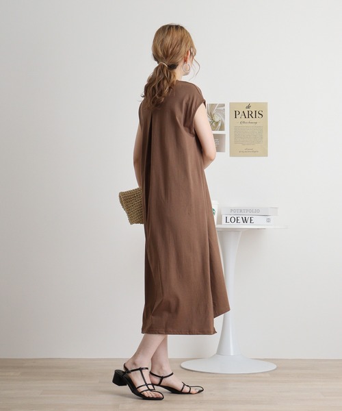 atONE（アットワン）の「フロント刺繍Vネックカットワンピース（ワンピース・レディース・ブラック/カーキ/モカ・M）」の12枚目の写真