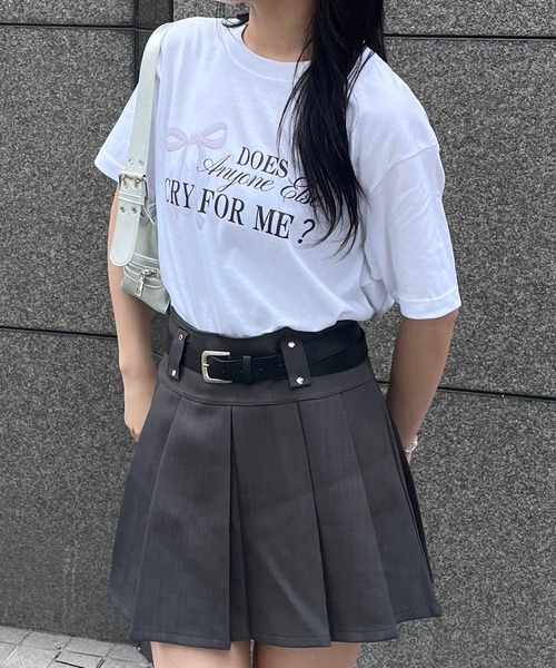 fiere(フィエール)の「ガーリーリボンプリント半袖Tシャツ(Tシャツ/カットソー・レディース・ホワイト・L/M)」の1枚目の写真