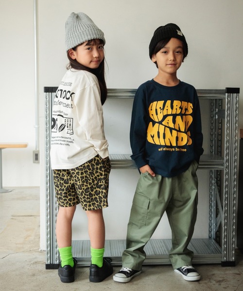 DRC branshes（ディーアールシーブランシェス）の「【DRC/お肌に嬉しい綿100％】アソートグラフィック長袖Tシャツ（Tシャツ/カットソー・キッズ・マスタード/その他1/その他2/コバルトブルー/フューシャピンク/オフホワイト/ネイビー/ブラウン/ライム/ブルー/アイボリー/チャコールグレー・90/100/110/140/160/130/120/150）」の13枚目の写真