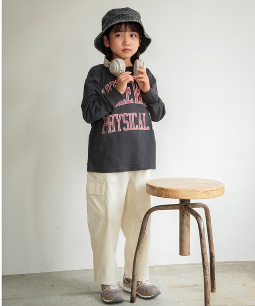 DRC branshes（ディーアールシーブランシェス）の「【DRC/お肌に嬉しい綿100％】アソートグラフィック長袖Tシャツ（Tシャツ/カットソー・キッズ・マスタード/その他1/その他2/コバルトブルー/フューシャピンク/オフホワイト/ネイビー/ブラウン/ライム/ブルー/アイボリー/チャコールグレー・90/100/110/140/160/130/120/150）」の20枚目の写真