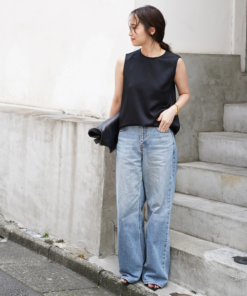 Deuxieme Classe(ドゥーズィエムクラス)の「Minimal Satin ブラウス(シャツ/ブラウス・レディース・ネイビー/ブラック・FREE)」の3枚目の写真