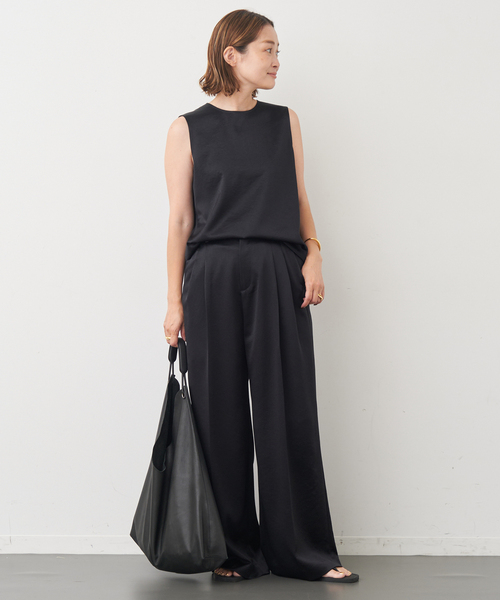 Deuxieme Classe(ドゥーズィエムクラス)の「Minimal Satin ブラウス(シャツ/ブラウス・レディース・ネイビー/ブラック・FREE)」の11枚目の写真