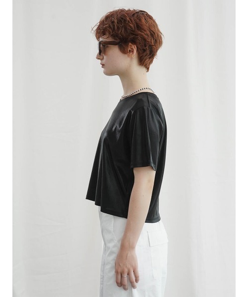 :ETHROF(イーサオブ)の「METALLIC CROPPED TOPS(Tシャツ/カットソー・レディース・シルバー×ゴールド/ブラック・FREE)」の9枚目の写真