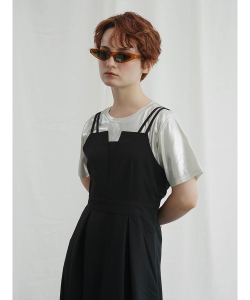 :ETHROF(イーサオブ)の「METALLIC CROPPED TOPS(Tシャツ/カットソー・レディース・シルバー×ゴールド/ブラック・FREE)」の6枚目の写真