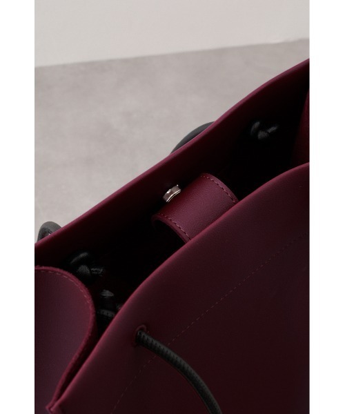 AZUL by moussy（アズールバイマウジー）の「ナローハンドルショッパーバッグ（トートバッグ・レディース・ブラック/バーガンディー/グリーン/シルバー・FREE）」の21枚目の写真