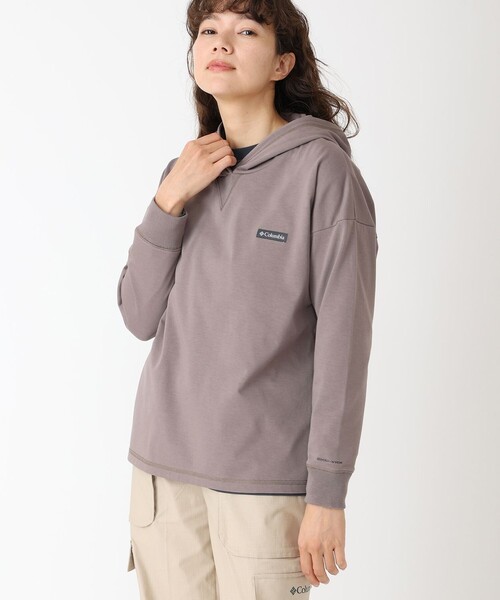 Columbia(コロンビア)の「Columbia/ウィメンズ リラクシングモーメント ロングスリーブ フーディ UVカット 速乾/コロンビア(パーカー・レディース・アッシュグレー/ダークネイビー/ブラウン/ブラック/ダークブラウン/グリーン・M/XL/S/L)」の4枚目の写真