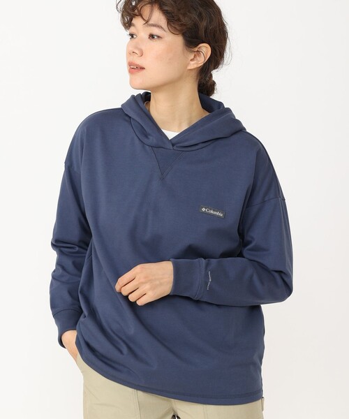 Columbia(コロンビア)の「Columbia/ウィメンズ リラクシングモーメント ロングスリーブ フーディ UVカット 速乾/コロンビア(パーカー・レディース・アッシュグレー/ダークネイビー/ブラウン/ブラック/ダークブラウン/グリーン・M/XL/S/L)」の6枚目の写真