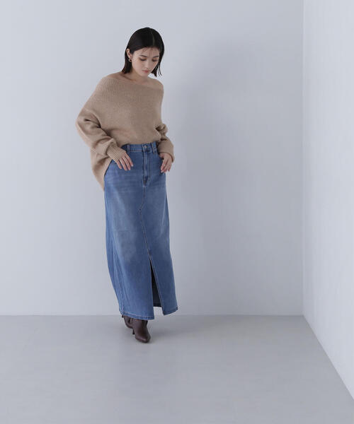 NATURAL BEAUTY BASIC（ナチュラルビューティーベーシック）の「フロントスリットナローデニムスカート（デニムスカート・レディース・ブラック/ブルー・SMALL/MEDIUM）」の14枚目の写真