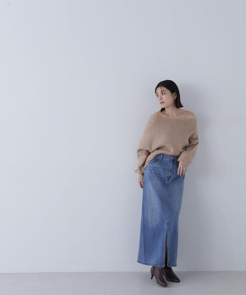 NATURAL BEAUTY BASIC（ナチュラルビューティーベーシック）の「フロントスリットナローデニムスカート（デニムスカート・レディース・ブラック/ブルー・SMALL/MEDIUM）」の16枚目の写真