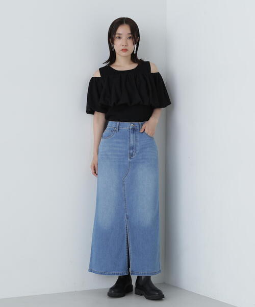 NATURAL BEAUTY BASIC（ナチュラルビューティーベーシック）の「フロントスリットナローデニムスカート（デニムスカート・レディース・ブラック/ブルー・SMALL/MEDIUM）」の17枚目の写真