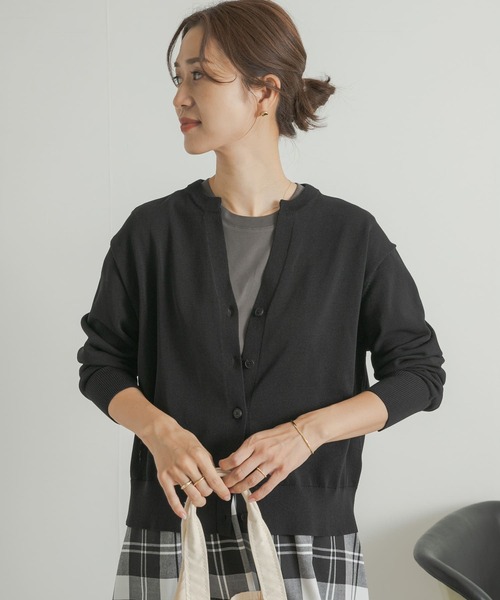 URBAN RESEARCH DOORS（アーバンリサーチドアーズ）の「ドライタッチキーネックカーディガン（カーディガン/ボレロ・レディース・ブルー系その他/ピンク/ブラック・MEDIUM）」の16枚目の写真
