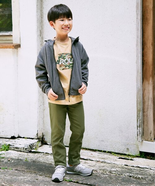 ikka（イッカ）の「【親子コーデ】テックストレッチパーカー（120~160cm）（パーカー・キッズ・チャコールグレー/ブラック・160/150/140/130/120）」の6枚目の写真