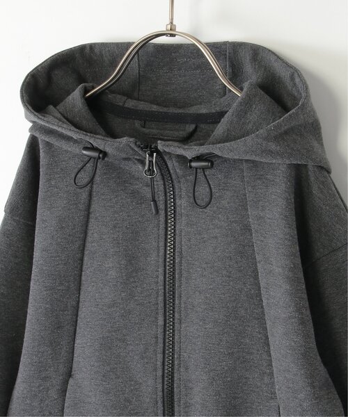 ikka（イッカ）の「【親子コーデ】テックストレッチパーカー（120~160cm）（パーカー・キッズ・チャコールグレー/ブラック・160/150/140/130/120）」の13枚目の写真