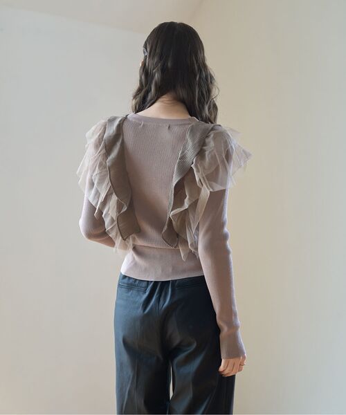 YECCA VECCA(イェッカヴェッカ)の「ラッフルレイヤードカーディガン(カーディガン/ボレロ・レディース・ライトグレー/ベージュ/ブラック・FREE)」の15枚目の写真