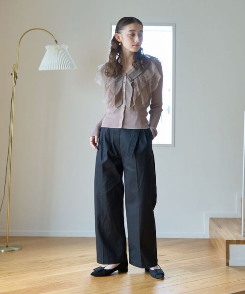 YECCA VECCA(イェッカヴェッカ)の「ラッフルレイヤードカーディガン(カーディガン/ボレロ・レディース・ライトグレー/ベージュ/ブラック・FREE)」の17枚目の写真