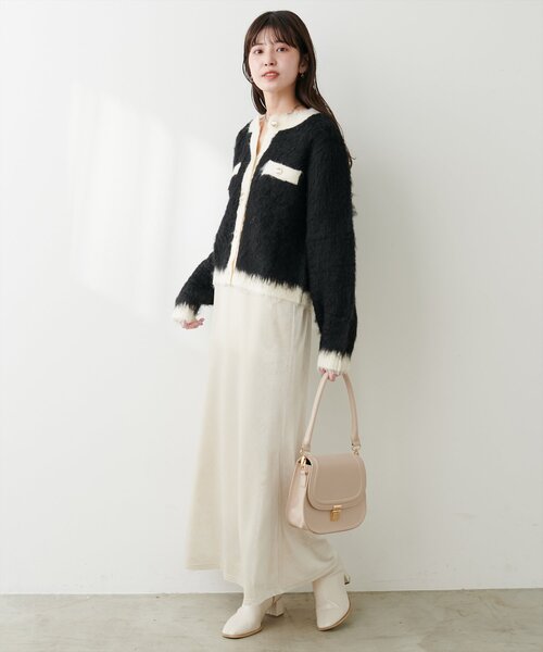 natural couture（ナチュラルクチュール）の「ほわほわ金釦ポケ付きカーディガン（カーディガン/ボレロ・レディース・モカ/ブルー/アイボリー/ブラック・FREE）」の17枚目の写真