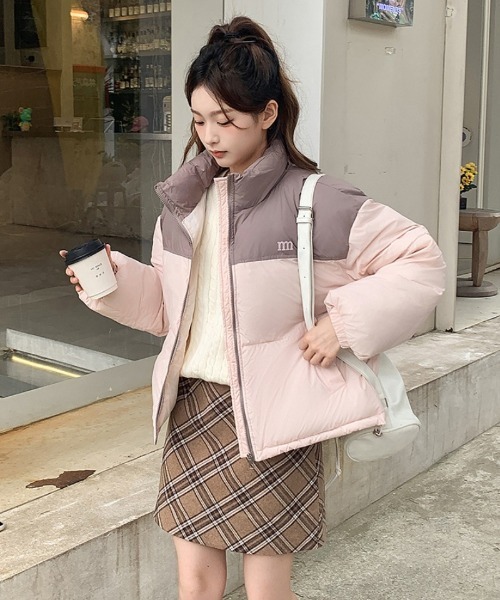 Ritzy（リッツィー）の「配色切り替えエコダウンジャケット（ダウンジャケット/コート・レディース・ブラック/ピンク/ベージュ・M/L）」の10枚目の写真