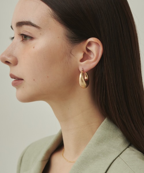ciite'(シーテ)の「マットドロップフープピアス (両耳用)(ピアス(両耳用)・レディース・ゴールド/シルバー・FREE)」の19枚目の写真
