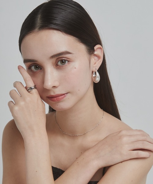 ciite'(シーテ)の「マットドロップフープピアス (両耳用)(ピアス(両耳用)・レディース・ゴールド/シルバー・FREE)」の17枚目の写真