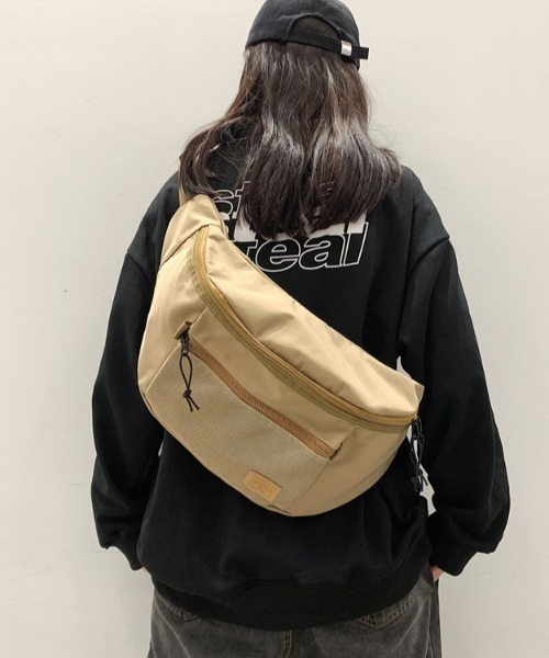 Per sist ence(パーシエンス)の「クロスボディバッグ(ボディバッグ/ウエストポーチ・メンズ・ブラック/ベージュ・FREE)」の15枚目の写真