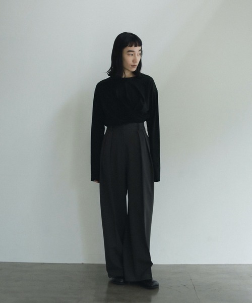 anuke（アンヌーク）の「Drape Cut Long T-shirts（Tシャツ