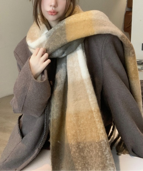 ブロックチェック裾フリンジマフラー(マフラー)|AMAJI(アマジ) ブロックチェック裾フリンジマフラー(マフラー)|AMAJI(アマジ)