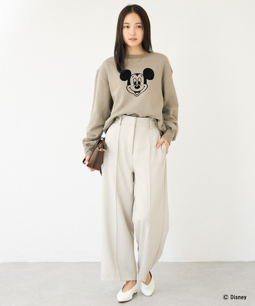 LAVEANGE（ラビアンジェ）の「ミッキー/フロッキープリントスウェット（スウェット・レディース・ブラウン/グレー・4L/3L/LL/M/5L）」の9枚目の写真