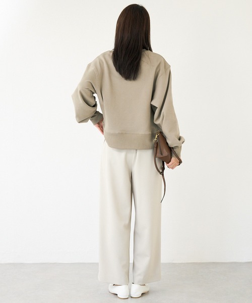 LAVEANGE（ラビアンジェ）の「ミッキー/フロッキープリントスウェット（スウェット・レディース・ブラウン/グレー・4L/3L/LL/M/5L）」の11枚目の写真